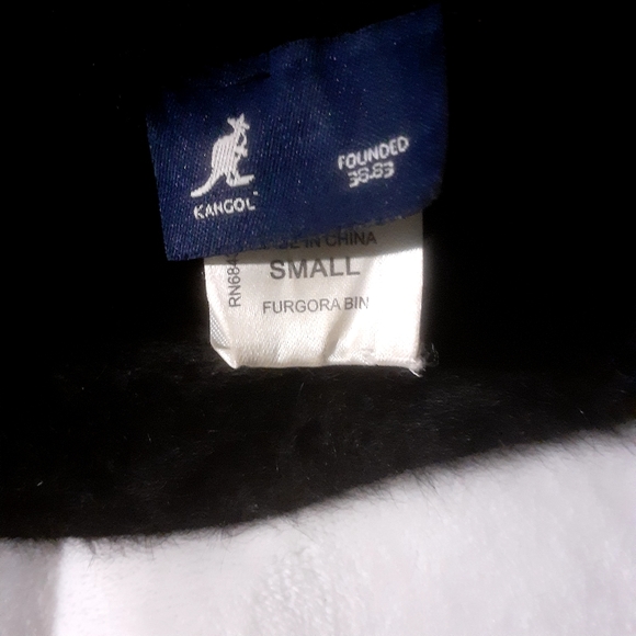 KANGOL hat. Men size small. - Picture 3 of 4